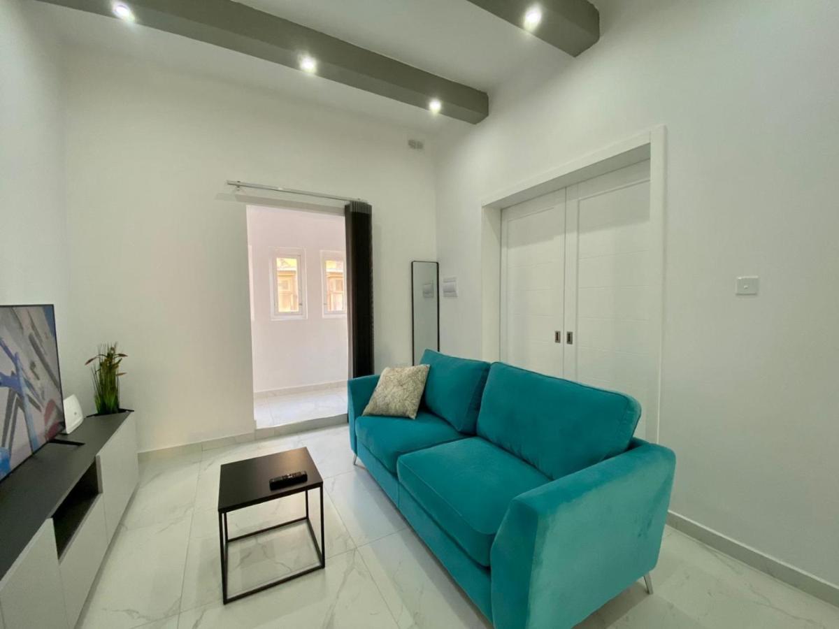 Seaside Apartment In Gzira Εξωτερικό φωτογραφία