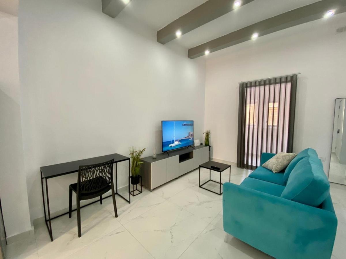 Seaside Apartment In Gzira Εξωτερικό φωτογραφία